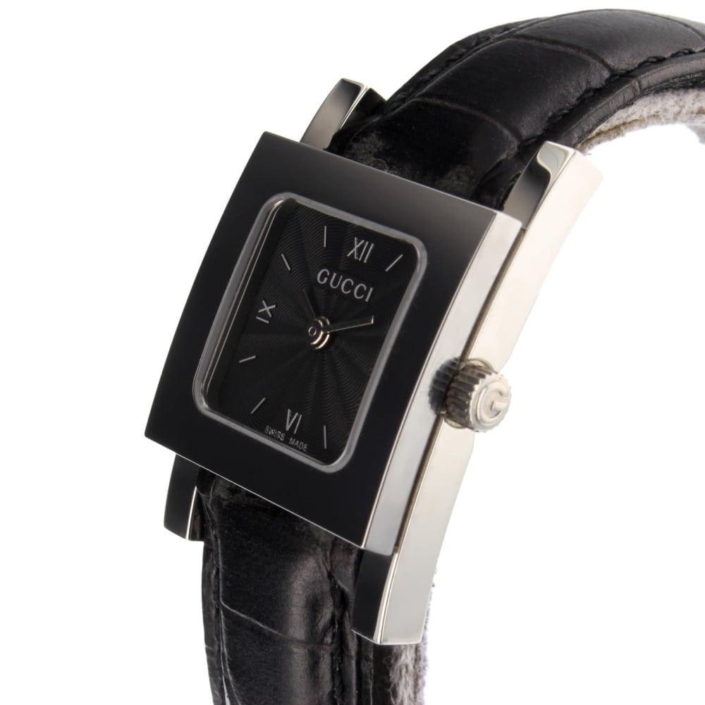 Gucci 7900 Series Womens Luxury Watch 7900